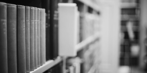 Delitos Contra Administración Pública / Justicia Parcent · Realización Arbitraria del Propio Derecho